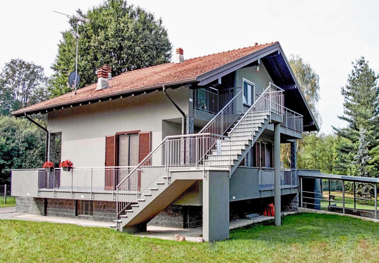 Gattico B&B Il Rovere מראה חיצוני תמונה
